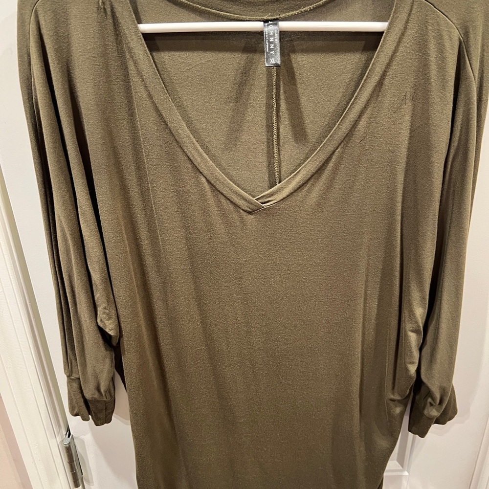By Johnny Green Oversized Tunic with Side Ruching Sz XL - Picture 3 of 4